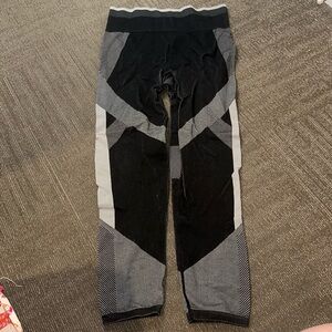 Pink By Victoria Secret Cool & Comfy Color block Leggings